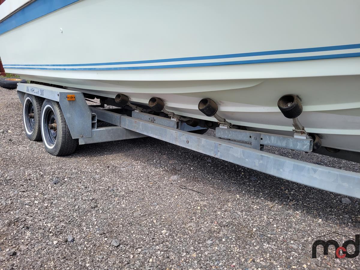 1979 Sangster 23C Cabin Cruiser Boat w/ Highliner Boat T/A Trailer (Non